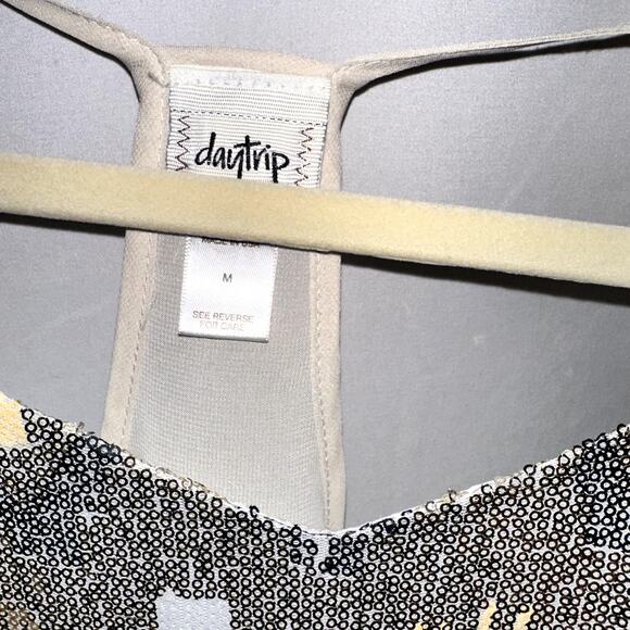 Daytirp Sequin Razor Back Shear Tank Top SIze Medium - Picture 3 of 7